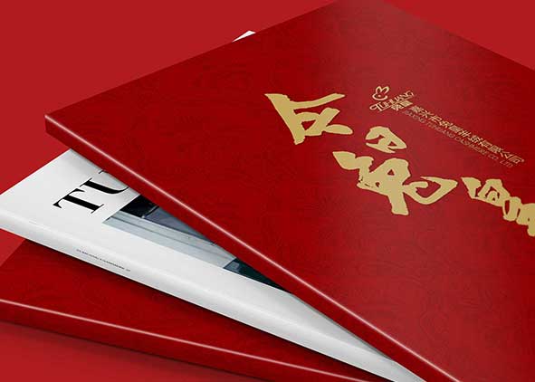 設(shè)計服裝畫冊有什么原則？